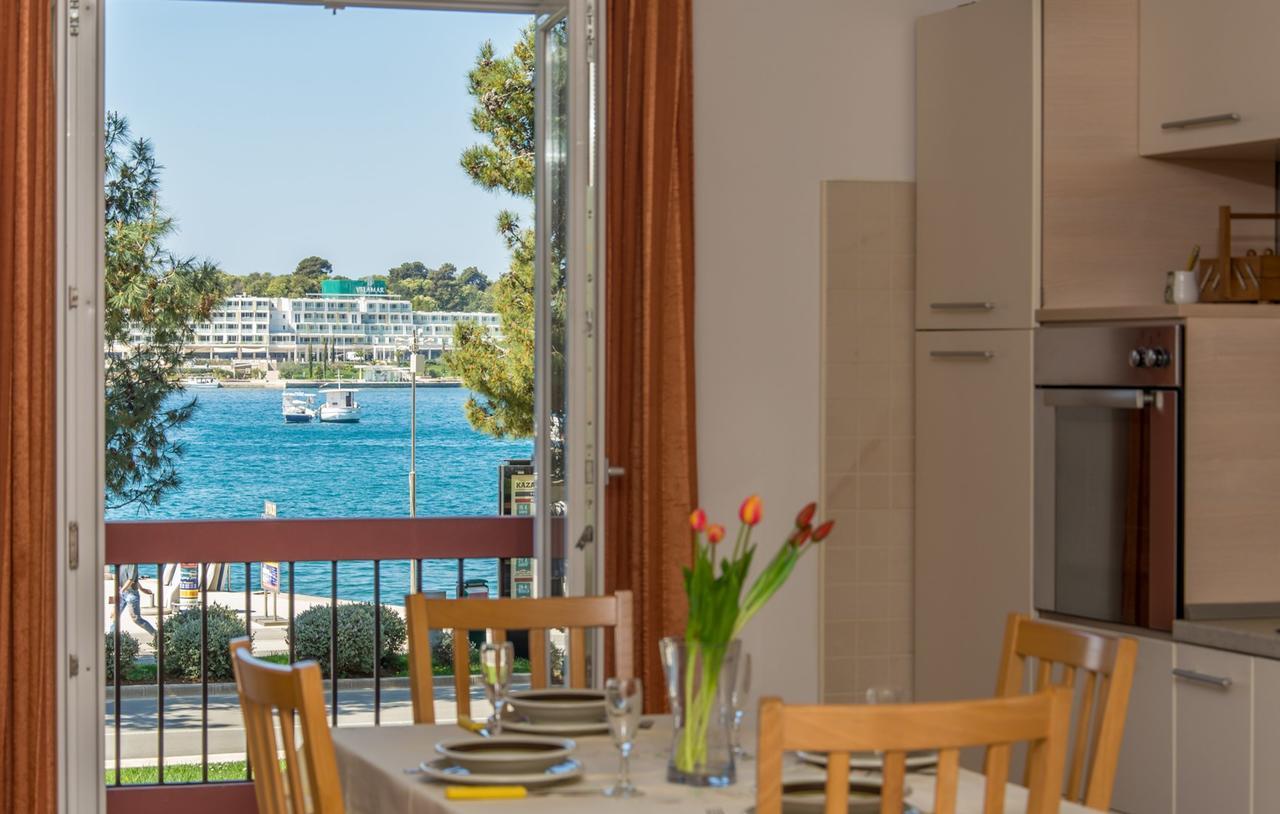 Apartment Riva Porec Exterior photo