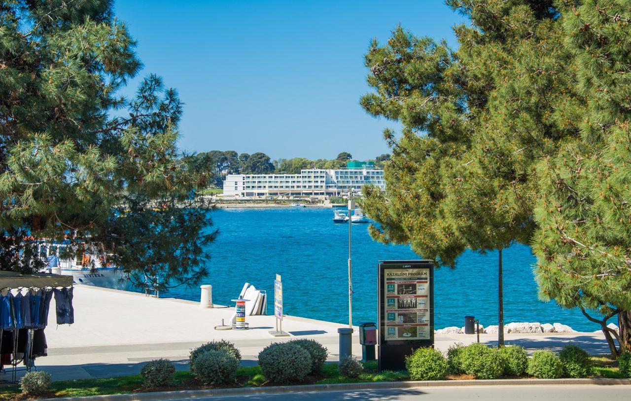 Apartment Riva Porec Exterior photo
