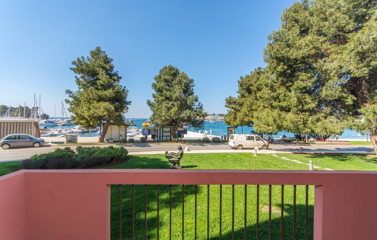 Apartment Riva Porec Exterior photo